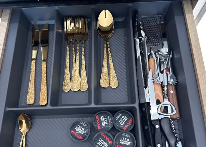 Matisse No27 - Center With Parking Apartmán Tirana