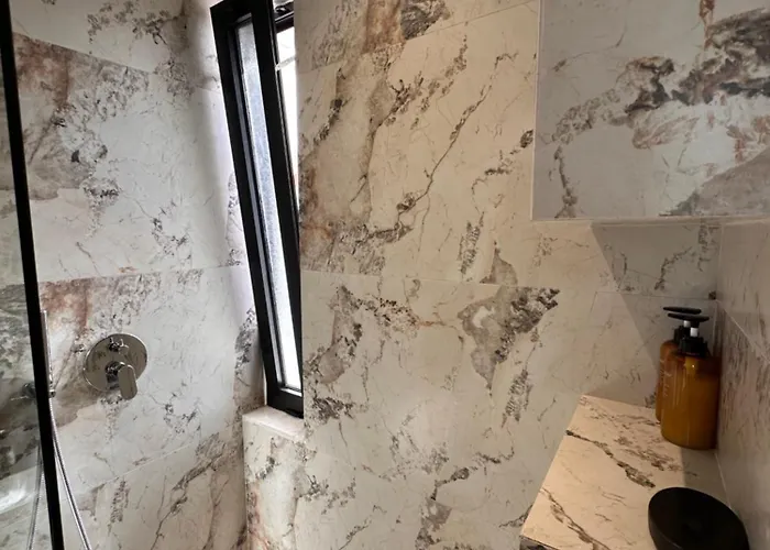 Matisse No27 - Center With Parking Apartman *